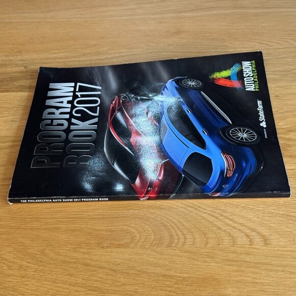 The Philadelphia Auto Show 2017 Program Book, Souvenir Catalog, 2017 - Picture 3 of 16